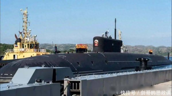 爱一配 核心机密失窃？普京下令紧急战备，乌克兰十天攻破俄核潜艇绝密